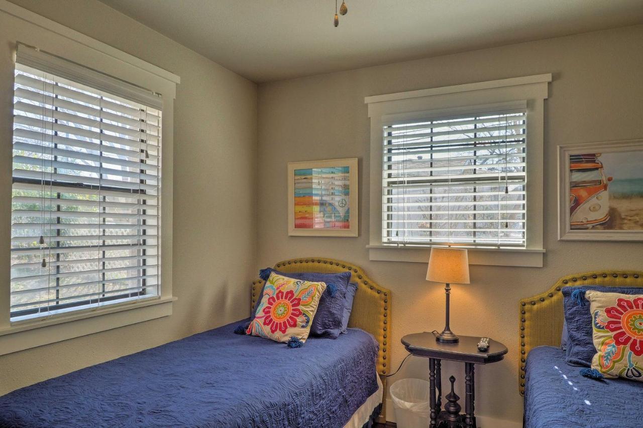Cozy Home Blocks To Georgetown Square And Su! Bagian luar foto